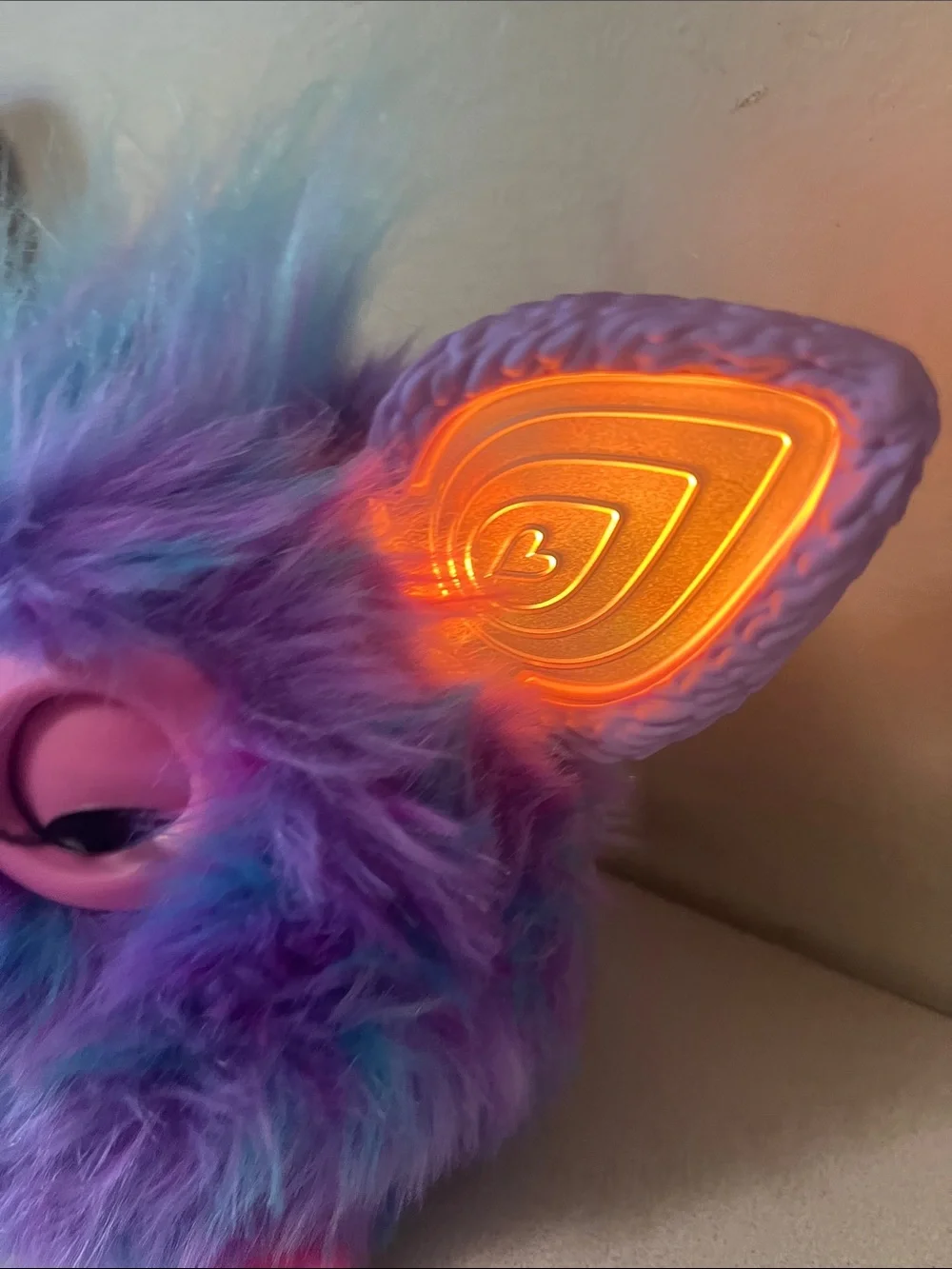 Furny animated Interactive Stuffed Animal Toy - Cute Heart Detail